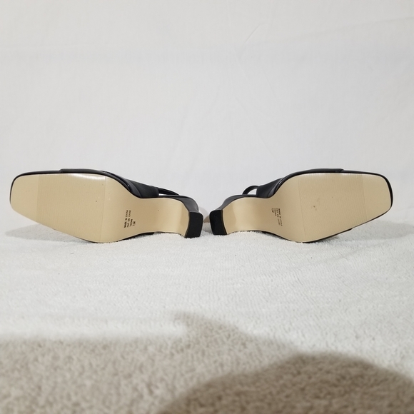 Tender tootsies New sling back dark blue heels - Picture 5 of 5